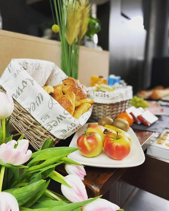 Maison Marraine B&B - Wellnessブルージュ 0*, ブルージュ